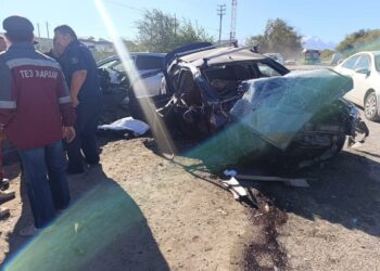 Бишкекте эки унаа сүзүшүп, жүргүнчү аял каза болду