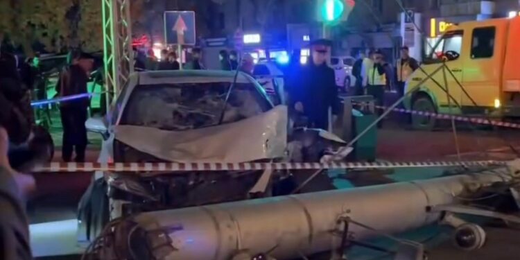 Бишкекте 13 жаштагы бала каза болгон кырсыкка шектелип жашы жете элек айдоочу кармалды