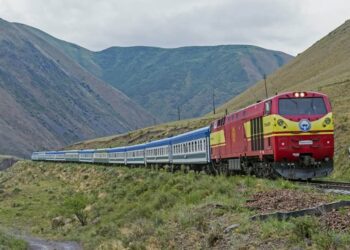 Чүйдө поездге таш ыргыткан өспүрүмдөр аныкталды