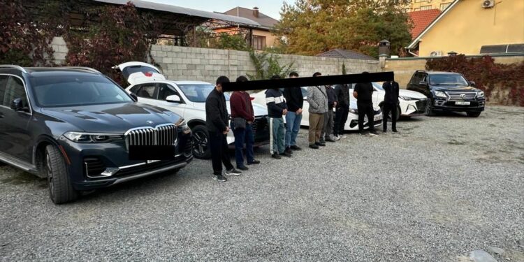 Бишкекте «Ош сила» лотереясын уюштургандар белектерин өздөрү утуп жүрүшкөн