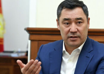 «Бөрк ал десе, баш албагыла». Садыр Жапаров шаар башчыларына кайрылды