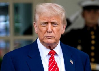 Трамп үчүнчү өлкөлөрдөн келген мигранттарды депортациялай турганын убадалады