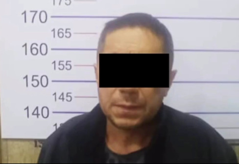 Бишкекте кошунасын атып салам деп коркуткан жаран кармалды