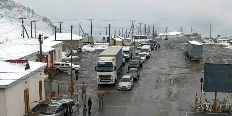 «Сосновка», «Арал» постторунда унаалардын дөңгөлөктөрү текшерилет