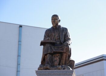 Ошто Абай Кунанбаевдин ысымы оңдоодон өткөн көчөгө ыйгарылып, бюсту жана музейи ачылды