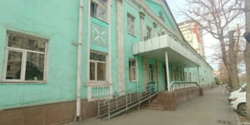 8 кабат болот. Мураталы Күрөңкеев атындагы музыкалык окуу жайды куруу иши башталды