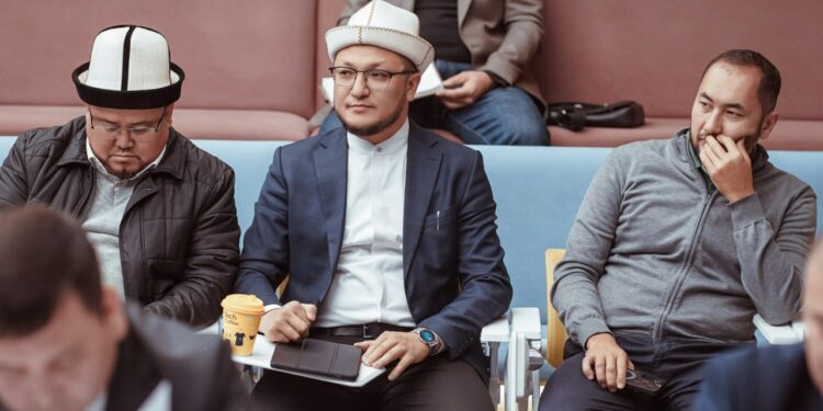 Круглый стол: Проблемы и вызовы сектора исламских принципов финансирования в Кыргызской Республике