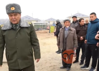 «Мага спектакльдин кереги жок». Камчыбек Ташиев Баткенде эл менен жолугушту