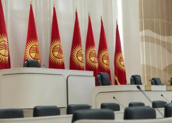 Жогорку Кеңешке кимдер депутат болду? БШК бекиткендердин тизмеси