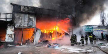 Бишкектеги «Азиз» базардан өрт чыкты