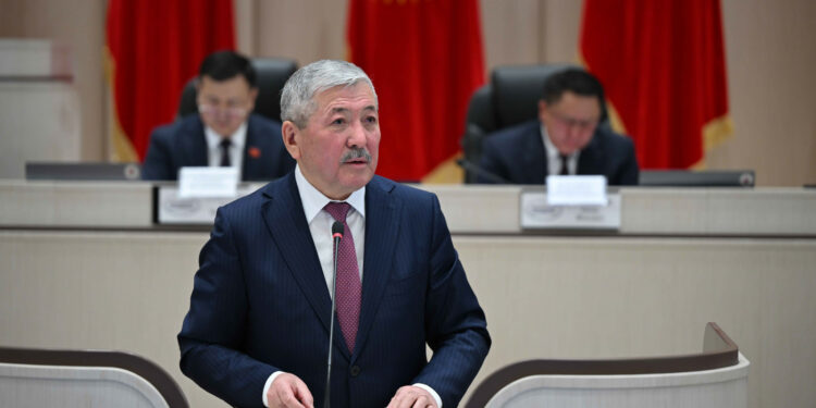 Касымалиев: «Кыргызстан ИДПнын реалдуу өсүшү боюнча дүйнөдөгү алдыңкы үч өлкөнүн катарына кирди»