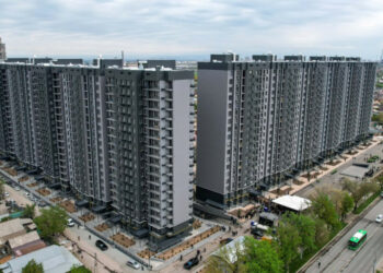 Ипотекалык үйлөр кумурсканын уюгундай болуп салынып жатабы? Расмий жооп