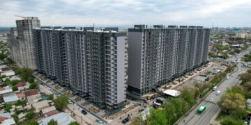 Ипотекалык үйлөр кумурсканын уюгундай болуп салынып жатабы? Расмий жооп