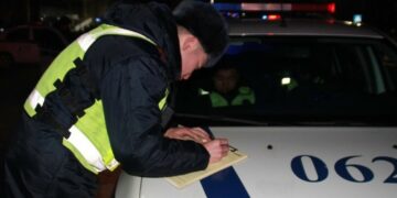 Бишкекте эки күн катар мас абалда унаа башкарган айдоочу кармалды