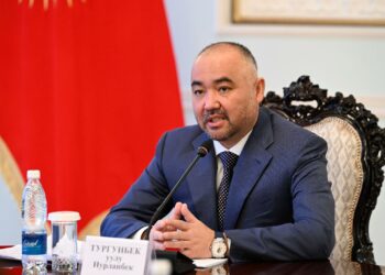 Нурланбек Тургунбек уулу кайрадан Жогорку Кеңештин төрагасы болду