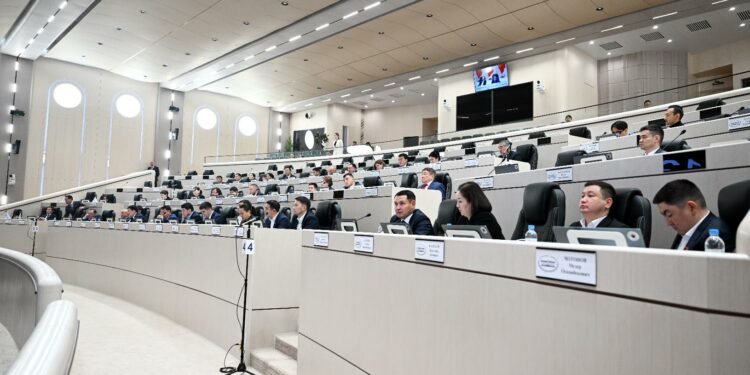 Депутаттар тармактык комитеттердин төрагаларынын орун басарларын шайлашты