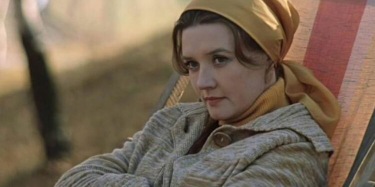 Орусиялык актриса Вера Алентова 83 жашында каза болду