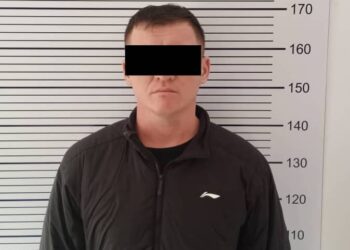 Баткенде унаа сүзүп кеткен жарандын жансыз денеси эртеси күнү табылган. Шектүү кармалды