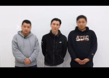 Кыргыз тилин шылдыңдаган жарандар элден кечирим сурашты