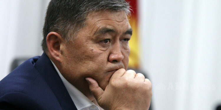 Камчыбек Ташиев кызматтан алынганын жарлык чыккандан кийин билгени айтылды