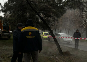 «Бишкек жылуулук тармагы» 7-Апрель көчөсүндөгү аварияны жоюуда