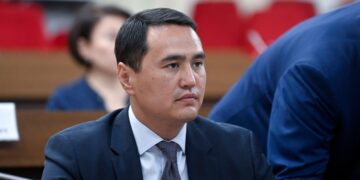 БШК Жогорку Кеңештин депутаты Эльдар Сулаймановдун ыйгарым укуктарын мөөнөтүнөн мурда токтотту