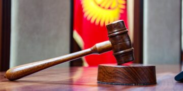 Конституциялык сот президенттик шайлоо 2027-жылы 24-январда өтөрүн билдирди