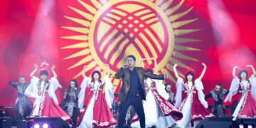 Бишкекте Ата Мекенди коргоо күнүнө карата майрамдык концерт өттү