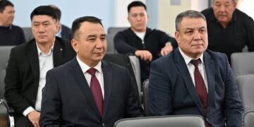 БШК Дүйшөнбиевди жана Нышановду Жогорку Кеӊештин шайланган депутаттары деп тааныды