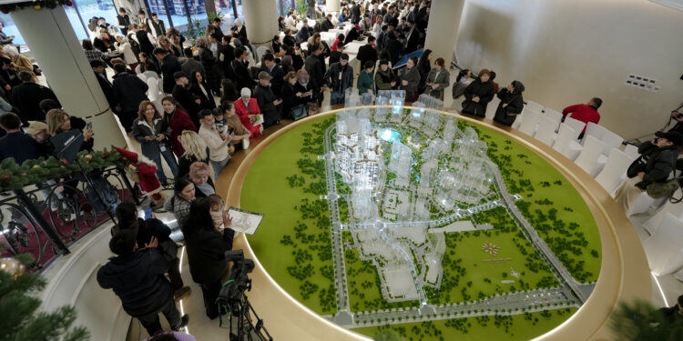 Аз капитал, төмөн басым, чоң мүмкүнчүлүк: Royal Central Park’ты инвестициялык формуласы