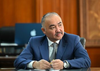 Төрага Нурланбек Тургунбек уулу: “Депутаттын сүйлөгөнүн одоно сындоо эч кимге аброй алып келбейт”