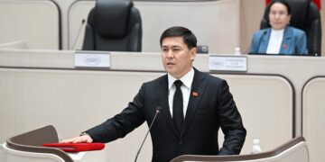 Жогорку Кеңештин депутаты Куванычбек Конгантиевдин ыйгарым укуктары мөөнөтүнөн мурда токтотулду