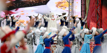 Жаз жана жаңылануу майрамы: Нооруз Бишкекте кандай өтөт?