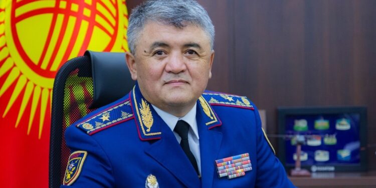 Урматбек Шамырканов өзгөчө кырдаалдар министри кызматынан бошотулду