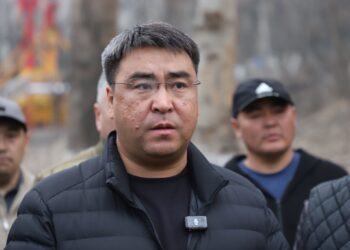 Ошто эски “Келечек” базары жабылып, соодагерлерди көчүрүү иштери башталды