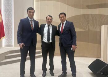 Депутаттар арасындагы кырдаал жөнгө салынды