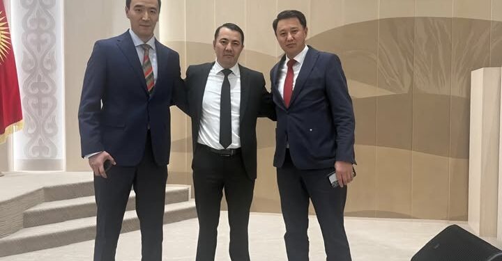 Депутаттар арасындагы кырдаал жөнгө салынды