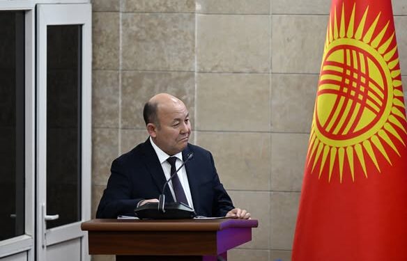 Эсептөө палатасынын аудиторлорунун санын кыскартууга багытталган мыйзам долбоору жактырылды