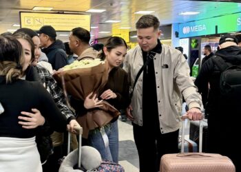 142 Кыргыз жараны менен Сауд Арабиядан учуп келди