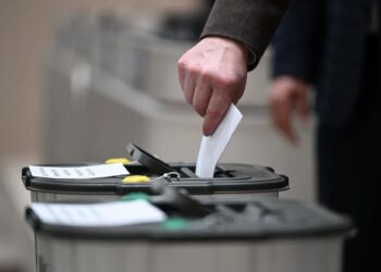 Жогорку Кеңештин тармактык комитеттеринин төрагалары жана орун басарлары шайланды