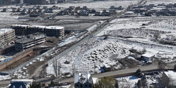 Курулуш министрлиги Орто-Сай айыл аймагындагы курулуш боюнча расмий түшүндүрмө таратты