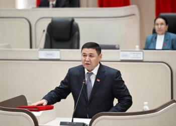 Жогорку Кеңештин депутаты Шаирбек Ташиевдин ыйгарым укуктары мөөнөтүнөн мурда токтотулду