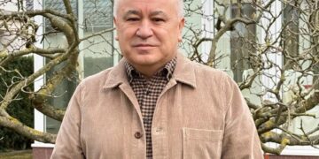 Текебаев: «Эл «булар дагы эмнени баштаганы жатышат?» деп ойлобойбу?» деп күмөн санадым»