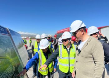 Кытай-Кыргызстан-Өзбекстан темир жолу жана “Жалал-Абад” аэропортунун курулуш иштери жүрүп жатабы? Облус башчысы кабар алды