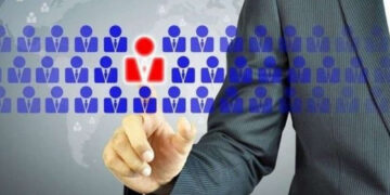 Кадрдык өзгөрүүлөр: бир катар мэр жана акимдер алмашты