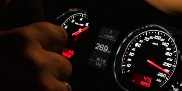 200 чакырым/сааттан ашык ылдамдык! Автоунаа айып короо жайына киргизилди