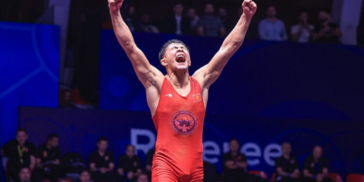 Раззак Бейшекеев грек-рим күрөшү боюнча Азия чемпиону болду