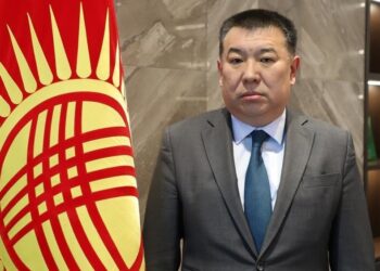 УКМКнын төрагасы «Укук коргоо органдарын абийирсиз кызматкерлерден тазалоо боюнча биргелешкен системалуу иши тууралуу» комментарий берди