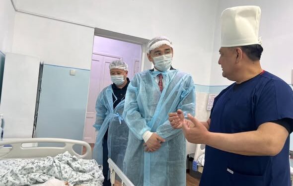 Иттер талап, тиш салган баланын абалы туруктуу, бейтап жандандыруу бөлүмүндө жатат