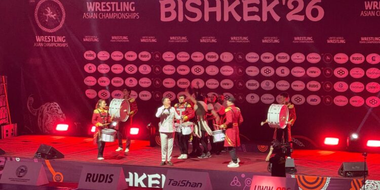 Бишкекте күрөш боюнча Азия чемпионаты башталды